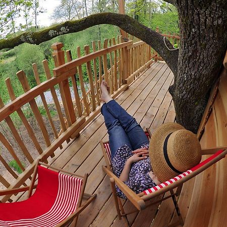 La Cabane Du Vieux Chene Susmiou Екстериор снимка